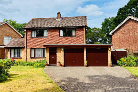 Ashtead 3 bed detached house for sale