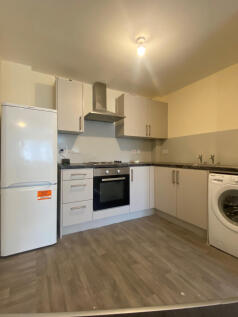 Riverside Heights, Tilbury RM18 2 bed flat for sale