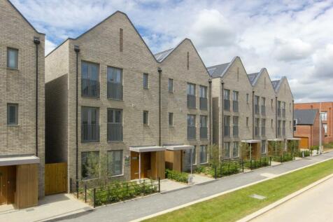 Osprey Drive, Trumpington, Cambridge... 4 bed house for sale