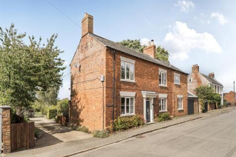 5 bedroom farm house for sale