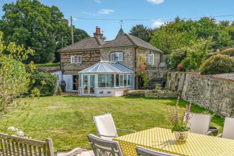 Stone Hill, Sellindge, Ashford, Kent... 2 bed detached house for sale