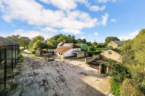 Grigg Lane, Headcorn, Ashford, Kent... 3 bed detached house for sale