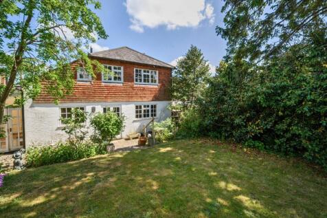 Canterbury Road, Brabourne Lees... 4 bed detached house for sale
