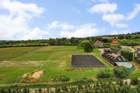 East Street, Hunton, Maidstone, Kent... 4 bed detached house for sale