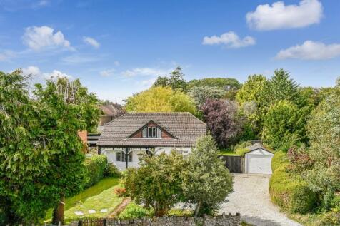 Canterbury Road, Etchinghill... 4 bed detached house for sale