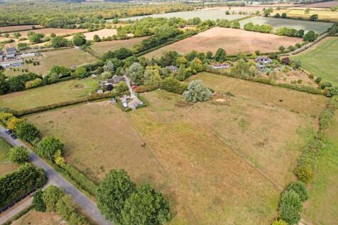 Purchase Lane, Daniel's Water, Great... 3 bed bungalow for sale