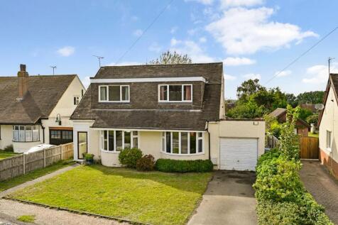 Sandyhurst Lane, Ashford, Kent, TN25 3 bed detached house for sale