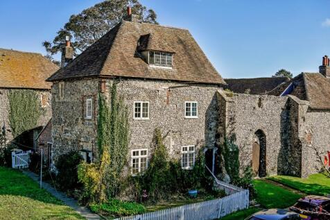 Market Place, Charing, Kent, TN27 4 bed detached house for sale