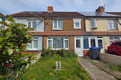 The Gardens, West Sussex BN42 3 bed terraced house for sale