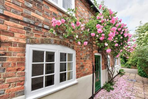Wood Street, Wallingford 2 bed cottage for sale