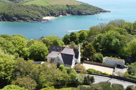 Shaws Corner, Devon Road 3 bed flat for sale