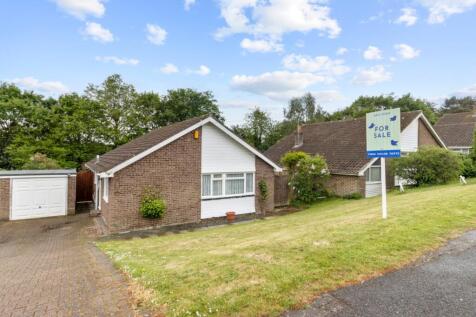 Downsview Crescent, Uckfield, East... 3 bed bungalow for sale