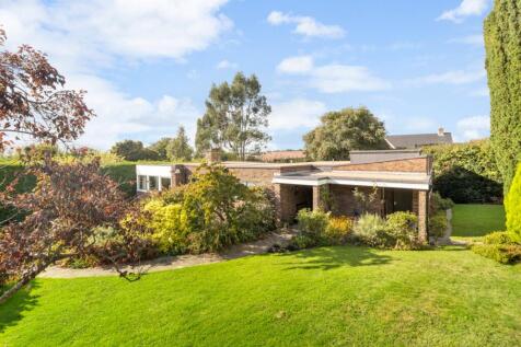 High Street, Buxted, Uckfield, East... 4 bed detached house for sale