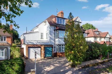 5 bedroom semi-detached house for sale