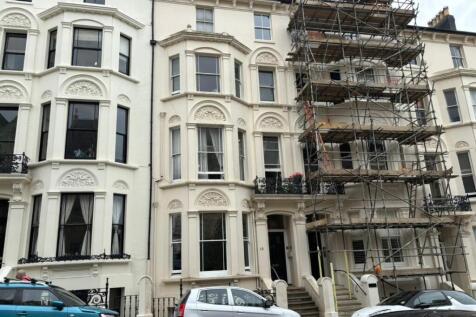 Studio apartment for sale