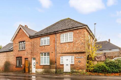 1 bedroom end of terrace house for sale