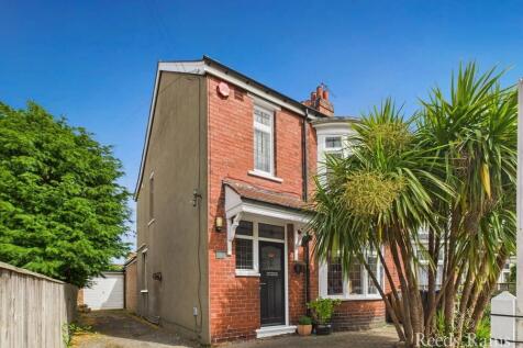 Eton Road, North Yorkshire TS5 3 bed end of terrace house for sale