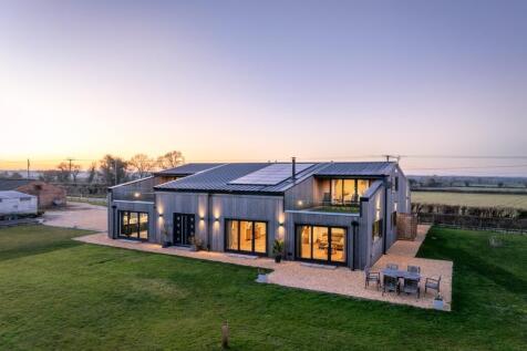 Cowleaze Lane, Edington Westbury, BA13 4 bed barn conversion for sale