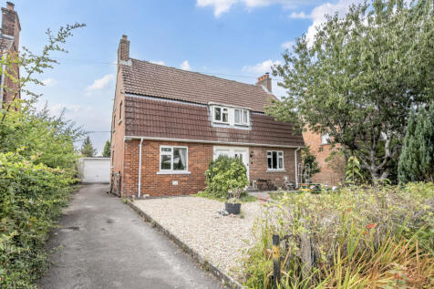 Heathway, Corsley, Corsley, BA12 3 bed semi