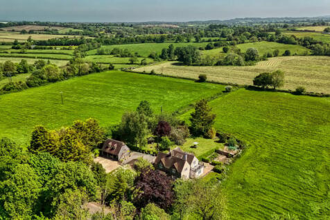 Tytherington, BA11 5 bed farm house for sale