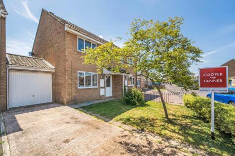 Nightingale Avenue, Frome, BA11 3 bed terraced house for sale