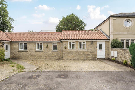 Vallis Road, Frome, BA11 2 bed bungalow for sale