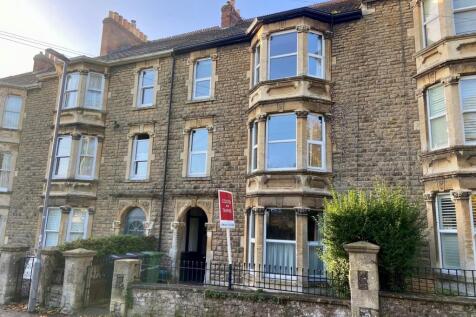 5 bedroom terraced house for sale