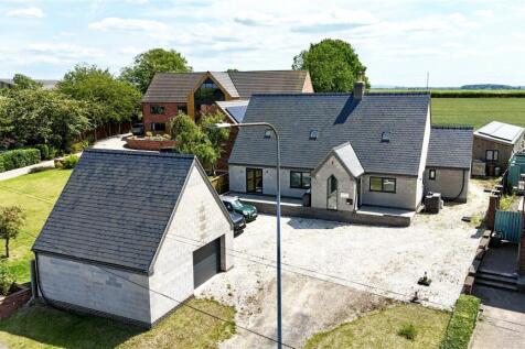 2 bedroom bungalow for sale