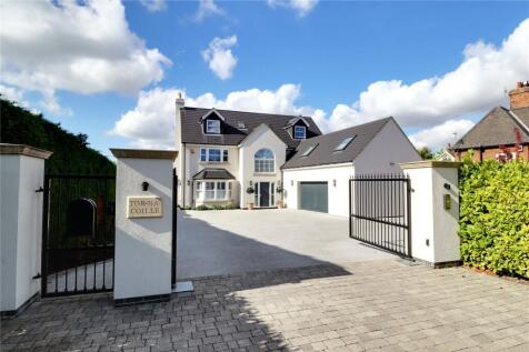 6 bedroom detached house for sale