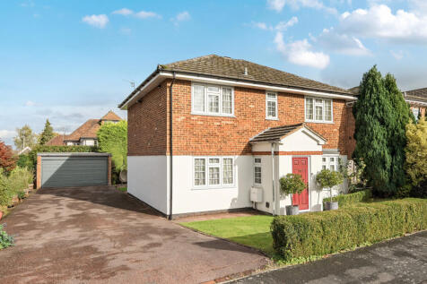 Ferndown Close, Surrey GU1 4 bed detached house for sale