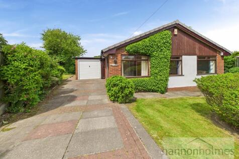 3 bedroom detached bungalow for sale