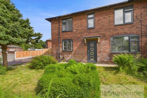 4 bedroom semi-detached house for sale