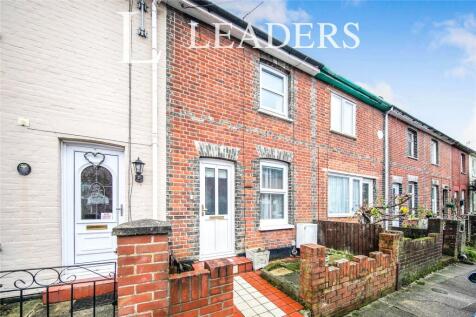 Lucas Road, Colchester, Essex 2 bed terraced house for sale