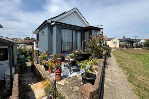 Saxon Way, Point Clear Bay... 2 bed detached house for sale