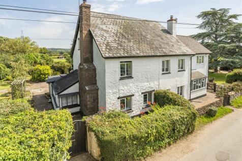 Broadclyst, Exeter 3 bed detached house for sale