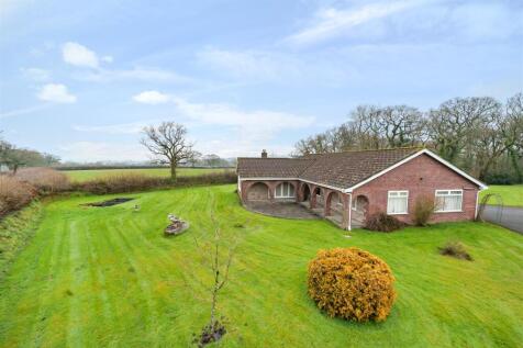 Oak Road, Exeter 4 bed bungalow for sale