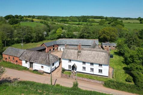 Clyst St Lawrence 5 bed detached house for sale