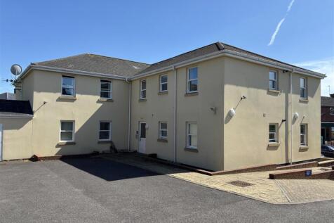 Exeter 2 bed apartment for sale