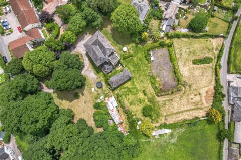 77 Old Exeter Street, Chudleigh... 9 bed detached house for sale
