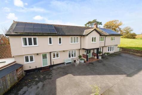 Lympstone, Exmouth 5 bed detached house for sale