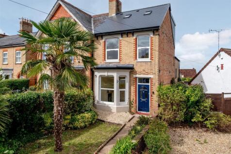 Mountway Road, Bishops Hull, Taunton 3 bed semi