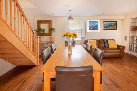 5 School Lane, Marazion TR17 2 bed cottage for sale
