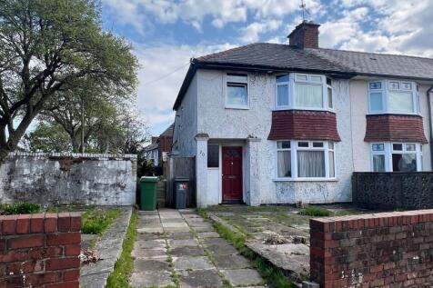 3 bedroom end of terrace house for sale