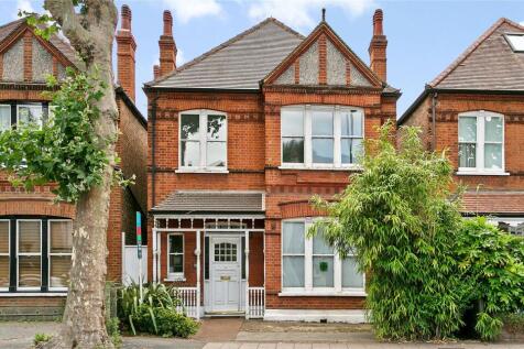 Mortlake Road, Kew, Surrey, TW9 5 bed detached house for sale