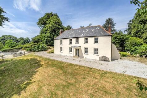 Kirland 6 bed detached house for sale