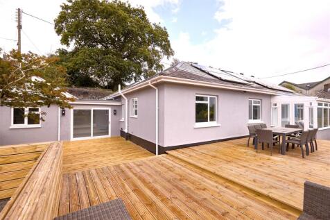 Bodmin Road, St. Austell 5 bed bungalow for sale