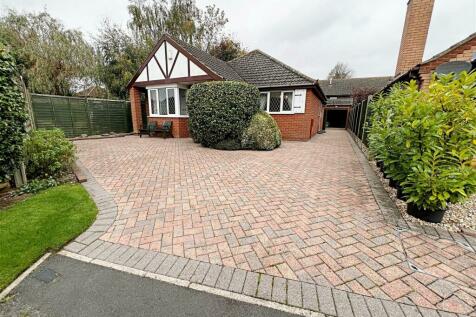 3 bedroom detached bungalow for sale