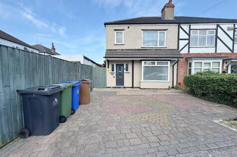 Kelham Road, Grimsby, N.E. Lincs... 3 bed semi
