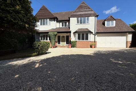 Leasowes Lane, Halesowen 6 bed detached house for sale