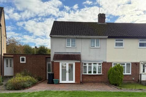 Howley Grange Road, Halesowen 2 bed terraced house for sale